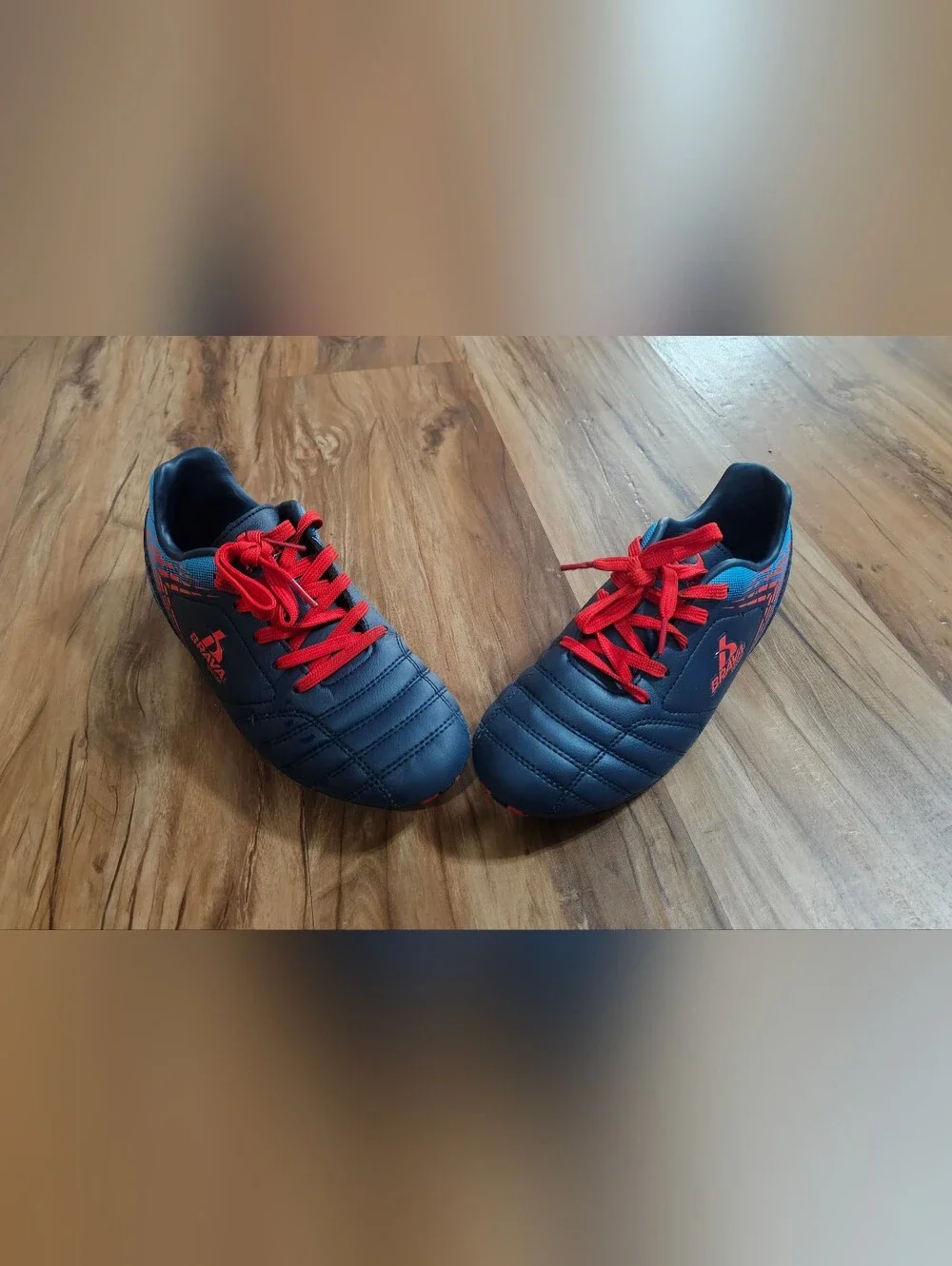 Kids Navy and Red Soccer Cleats with Red Laces Size 4.5